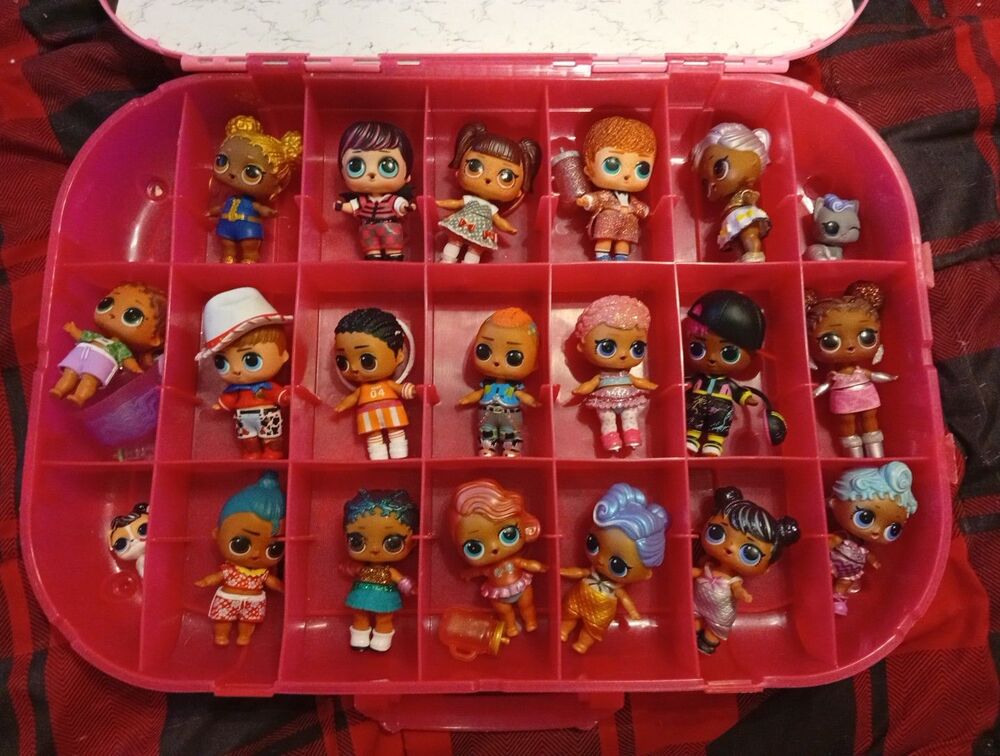 LOL Surprise Fashion Runway Pink Storage Carrying Case With 18 Dolls & 2 Pets